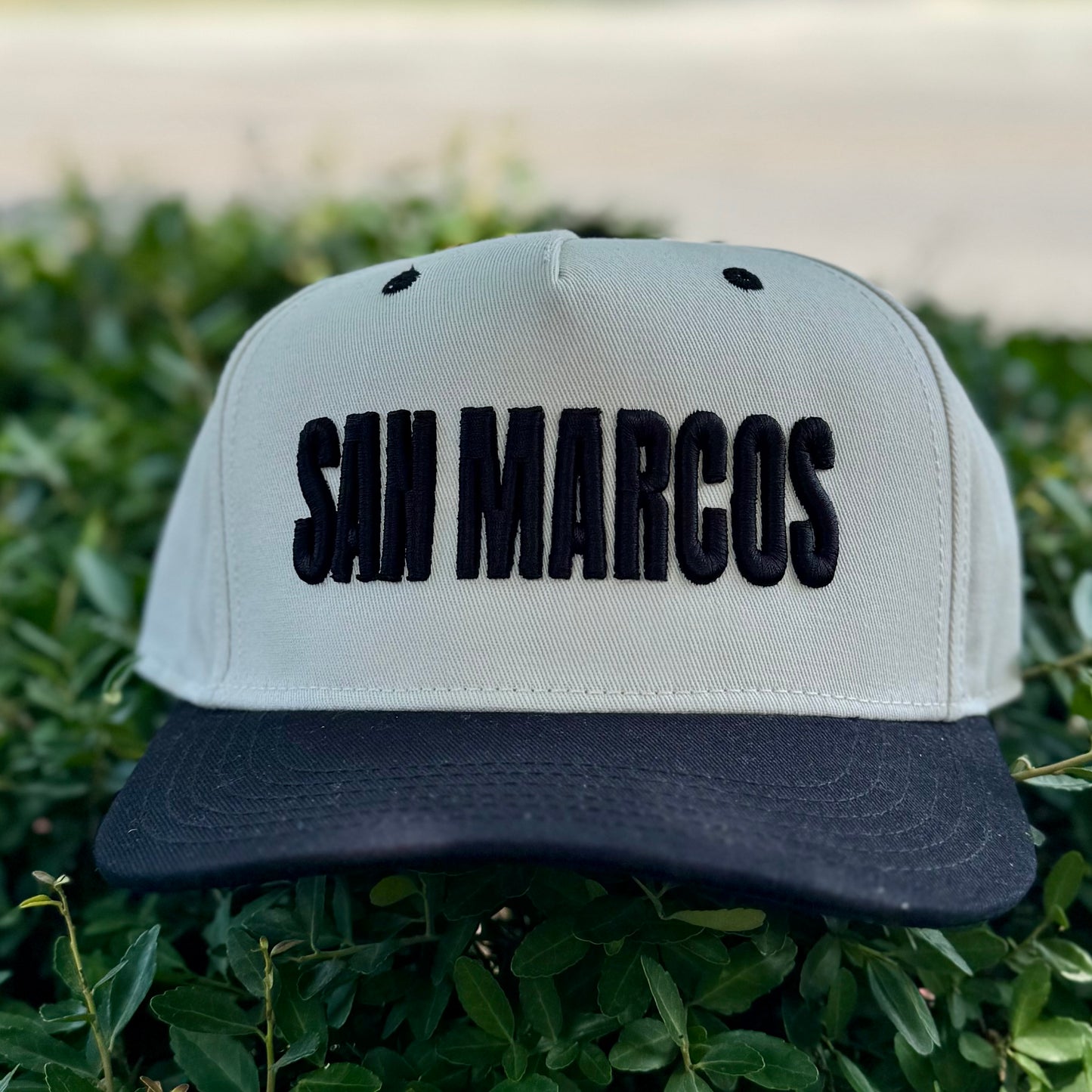 San Marcos two-tone twill hat