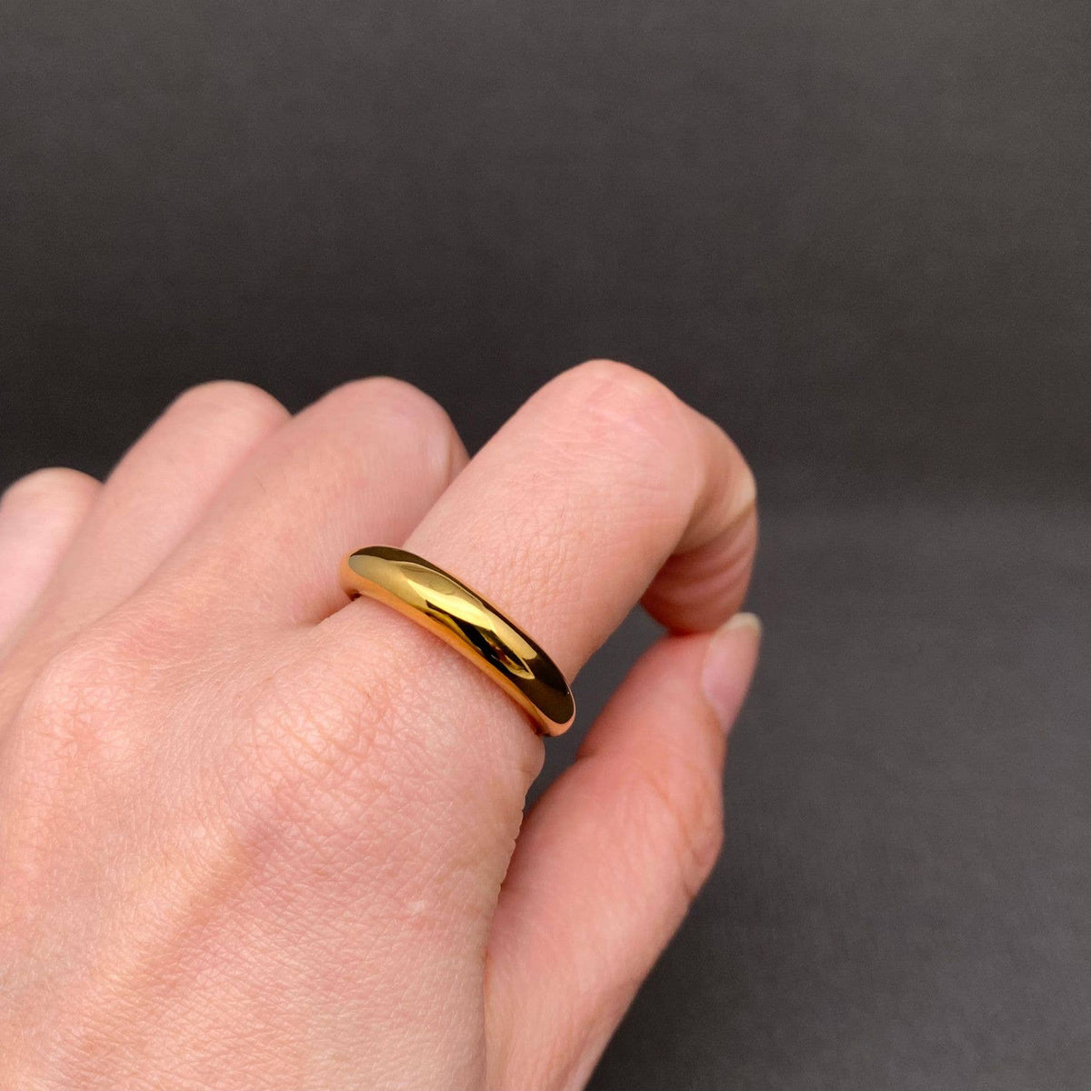 Glossy Gold Ring | 18K Gold Plated Stainless Steel