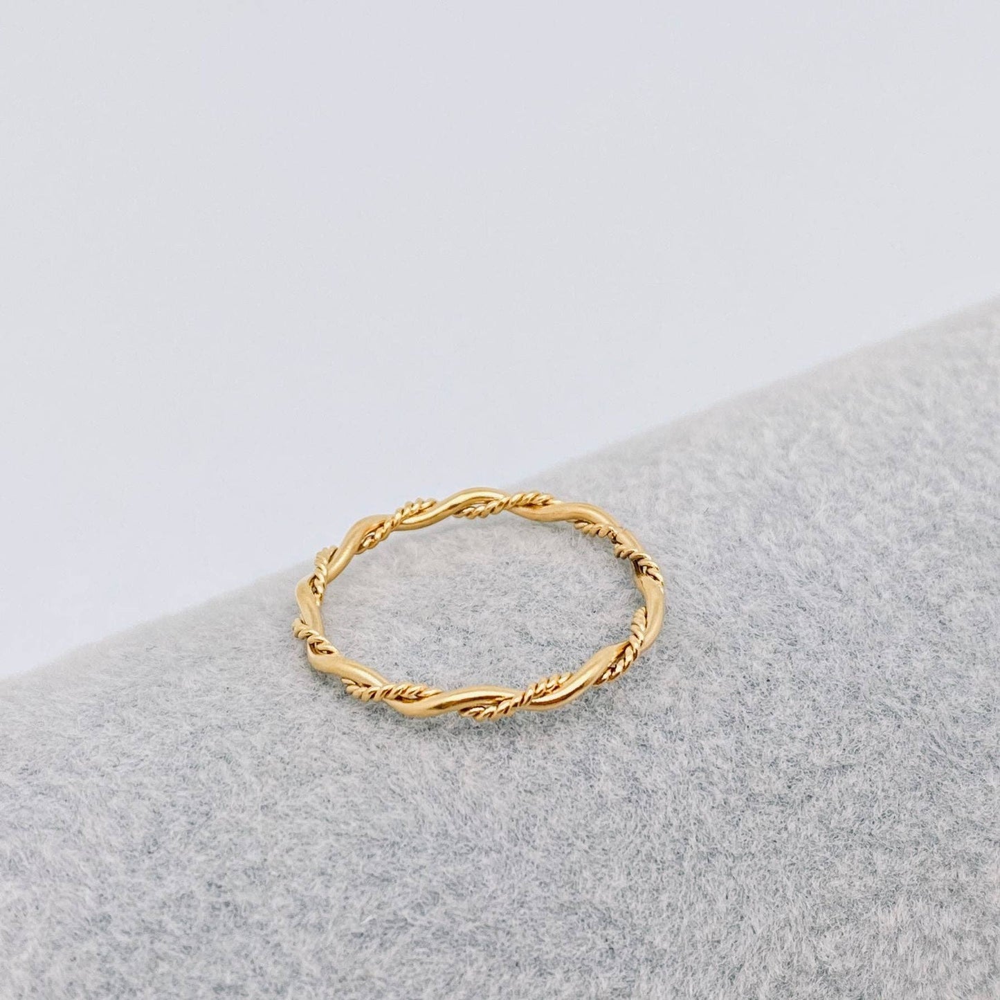 Fine Twist 18K Gold Plated Stainless Steel Ring