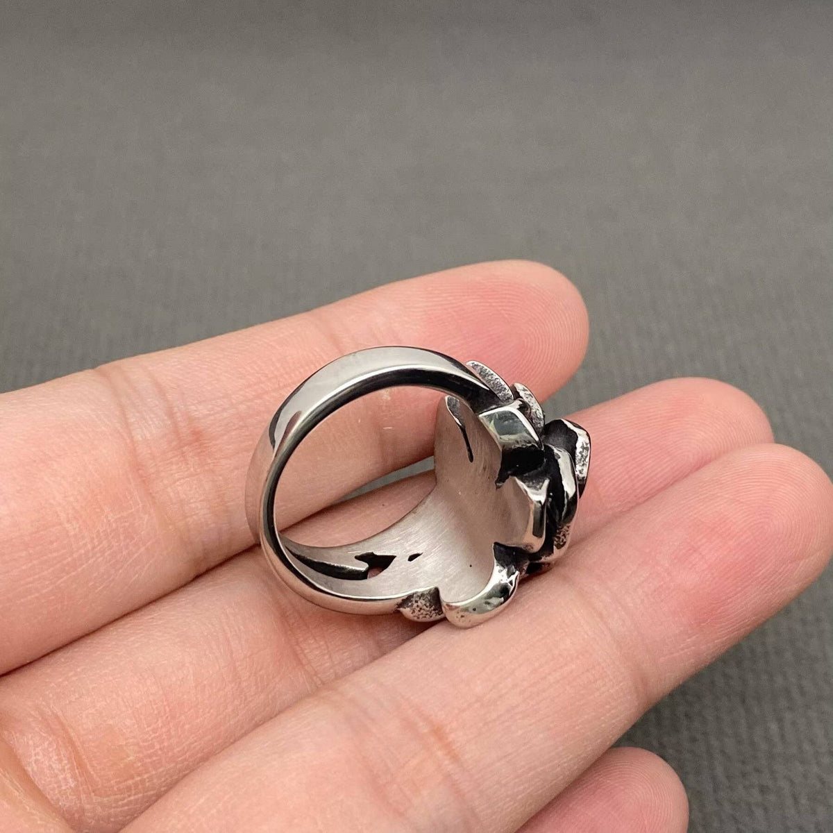 Unisex Camellia Flower Stainless Steel Ring