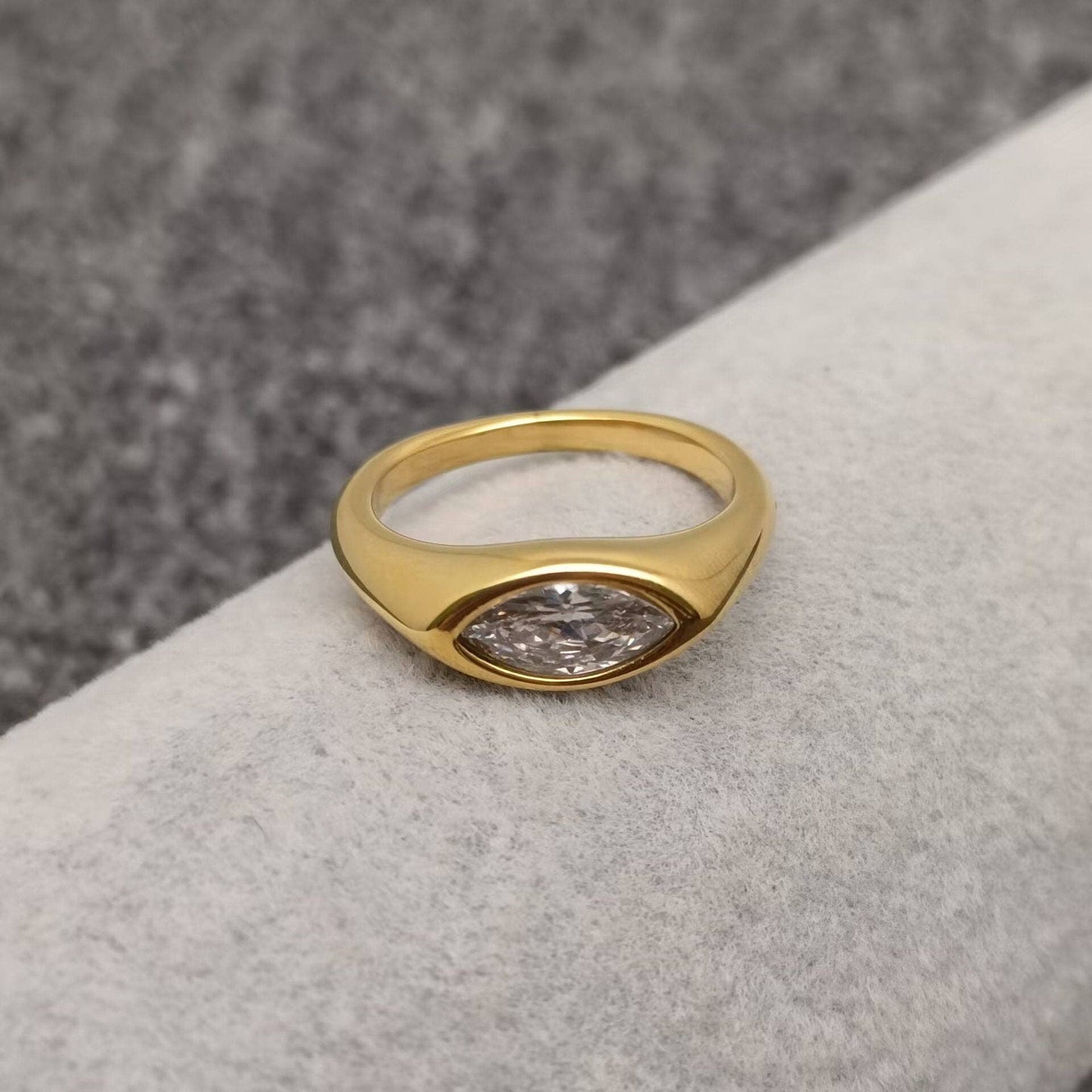 Horse Eye Zircon 18K Gold Plated Stainless Steel Ring