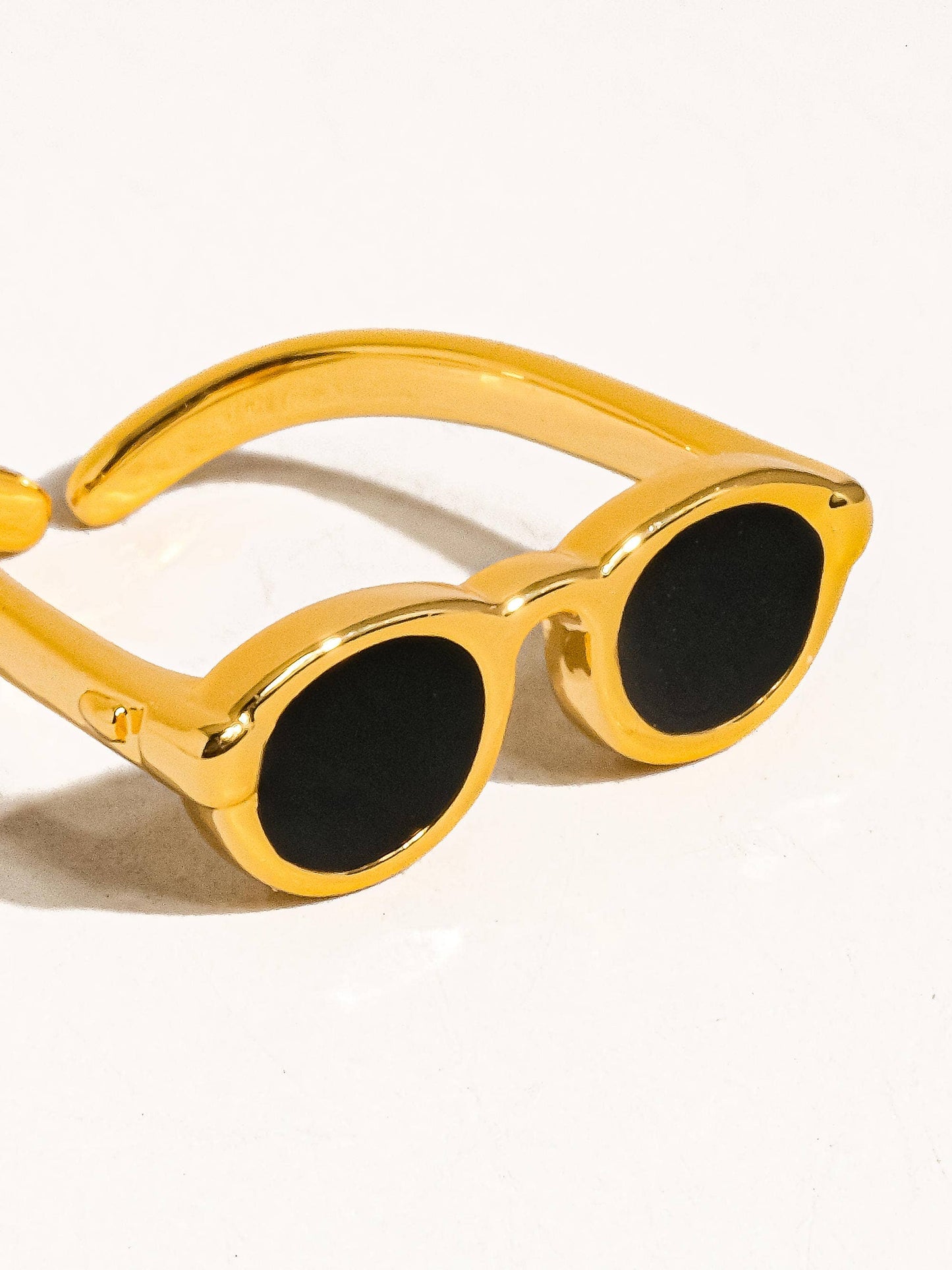 Dean 18K Gold Sunglasses Adjustable Ring