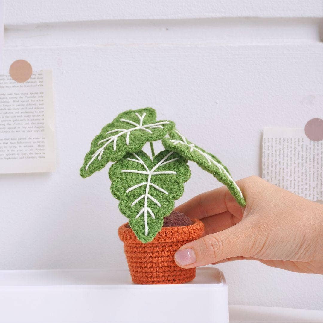 Alocasia Frydek Pot Crochet, Handmade Amigurumi Plant