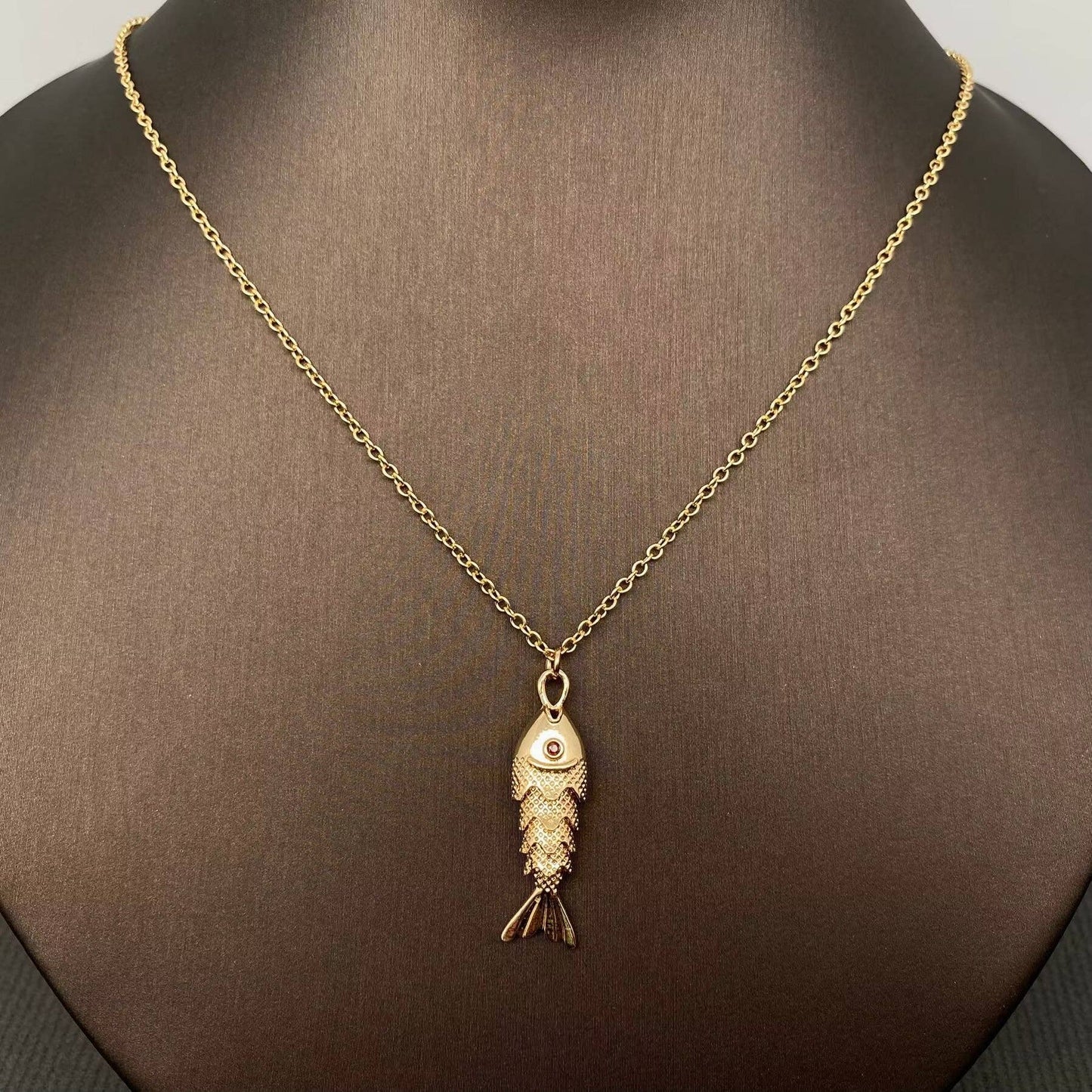 Swinging Tail Fish Charm Gold-plated Necklace