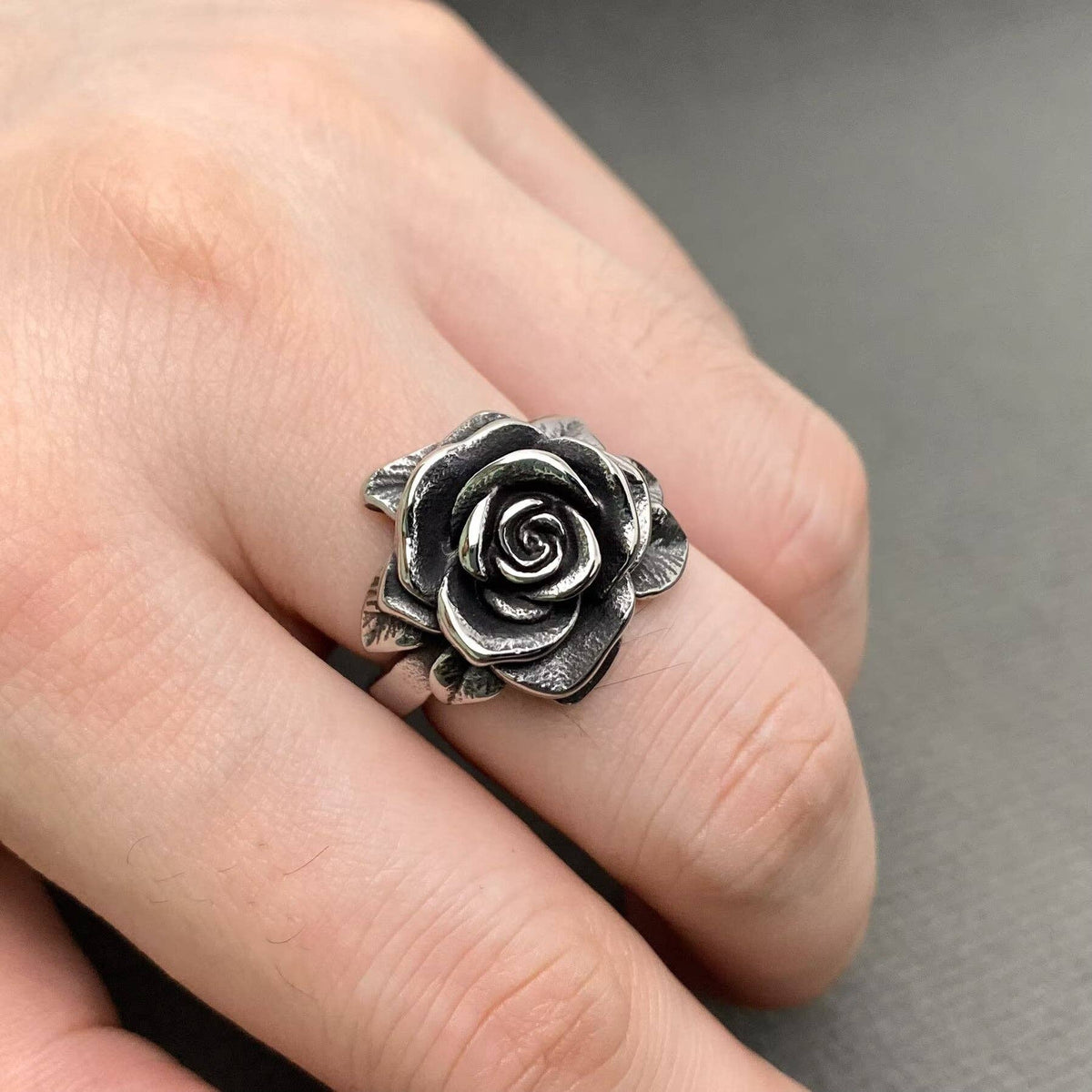 Unisex Camellia Flower Stainless Steel Ring