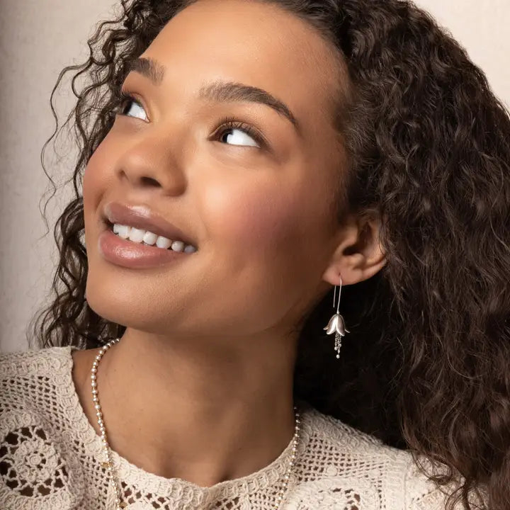 Refined Lily Drop Earring - Silver