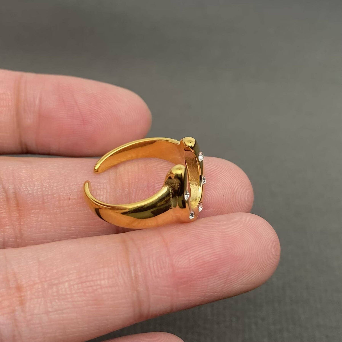 Inlaid Zircon Horseshoe 18K Gold Plated Ring