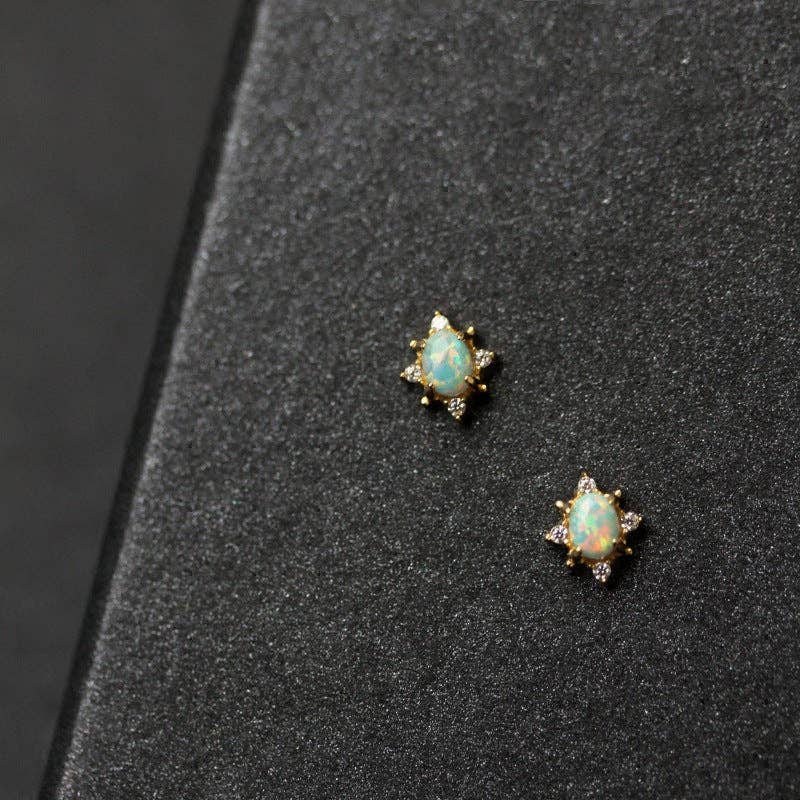 Tiny Vintage Opal Star Stud Earrings in 925 Sterling Silver