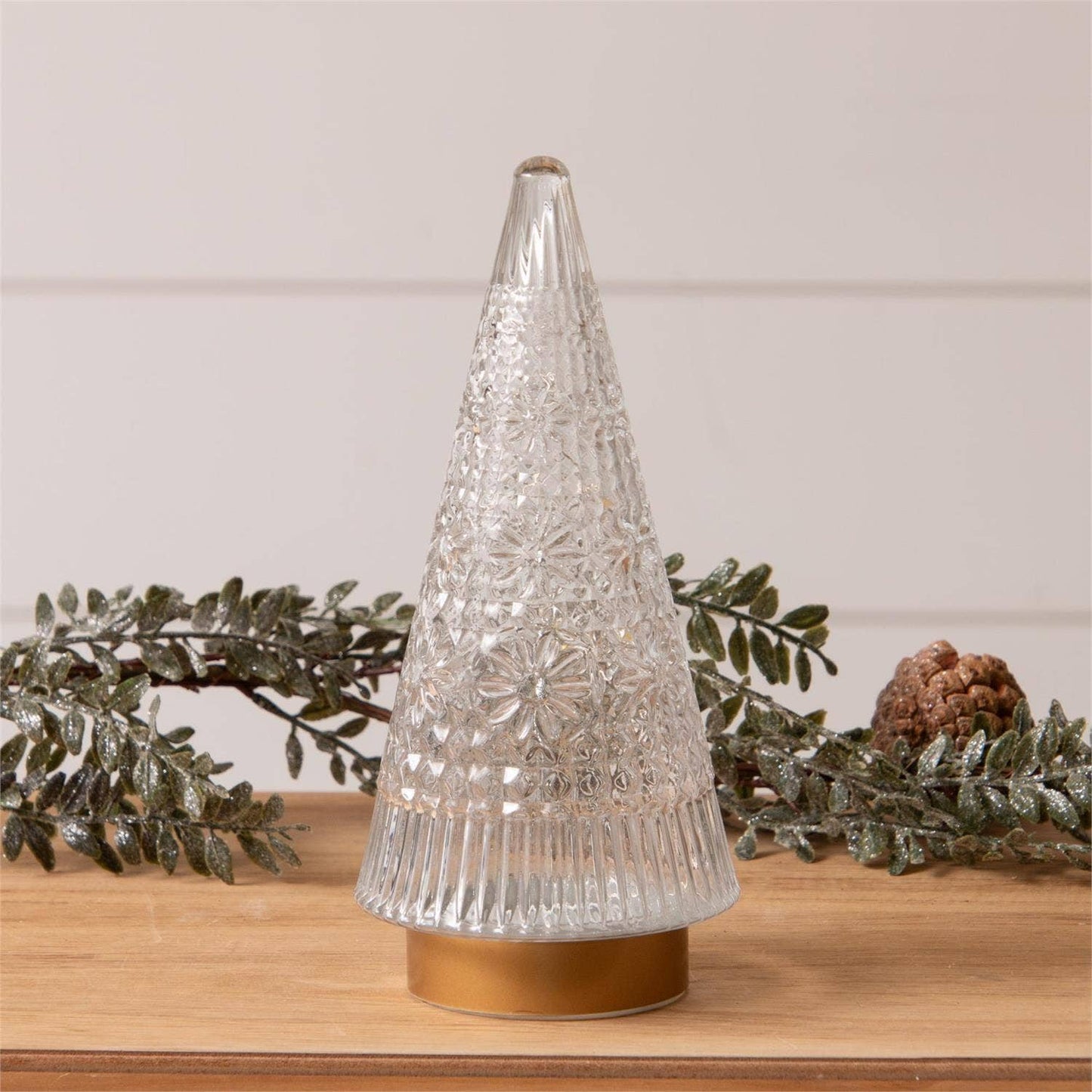 Fair Isle Glass Lighted Tree With Gold Base