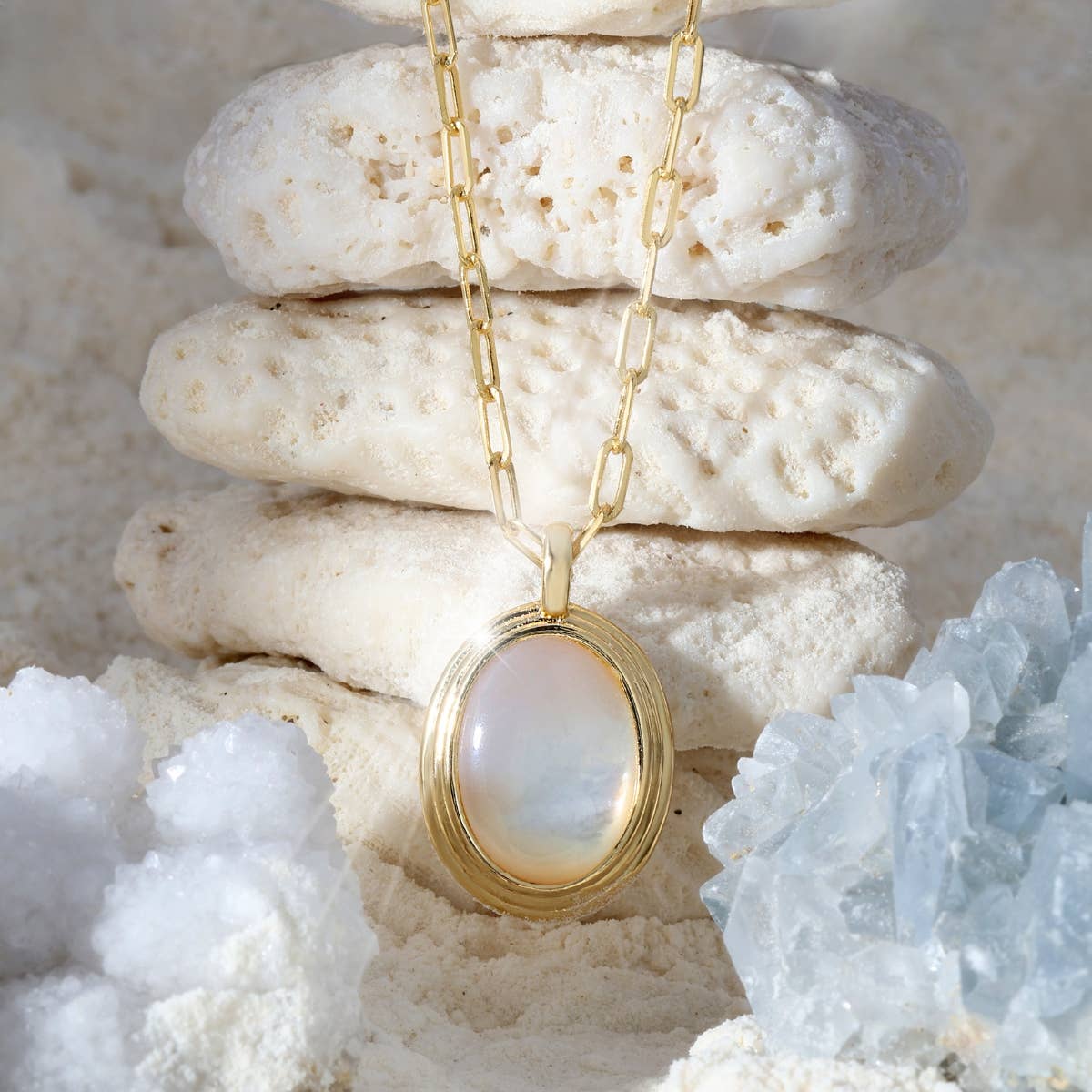 Bold Mother of Pearl Pendant Necklace