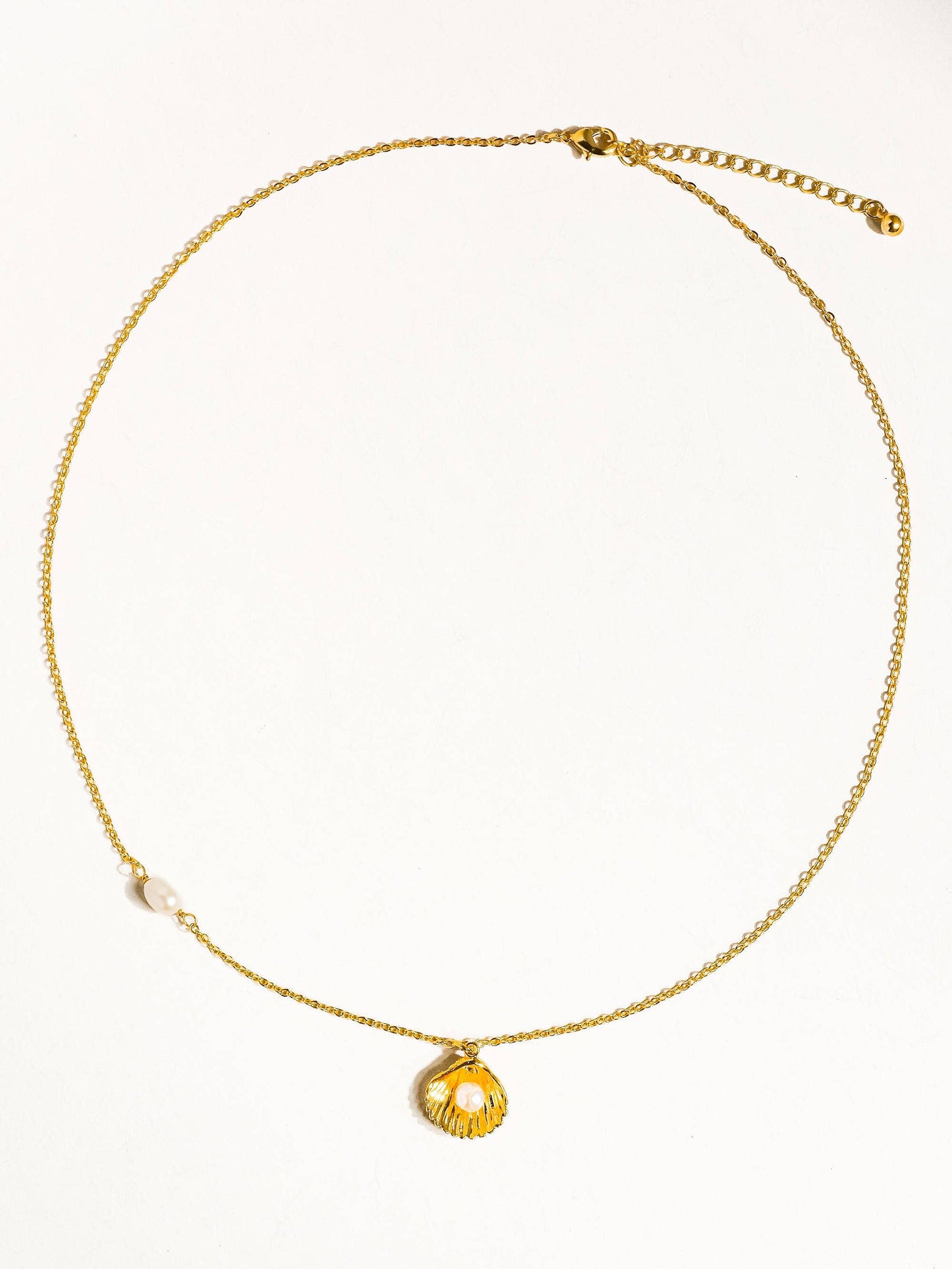 Daphne 18K Gold Pearl Shell Necklace