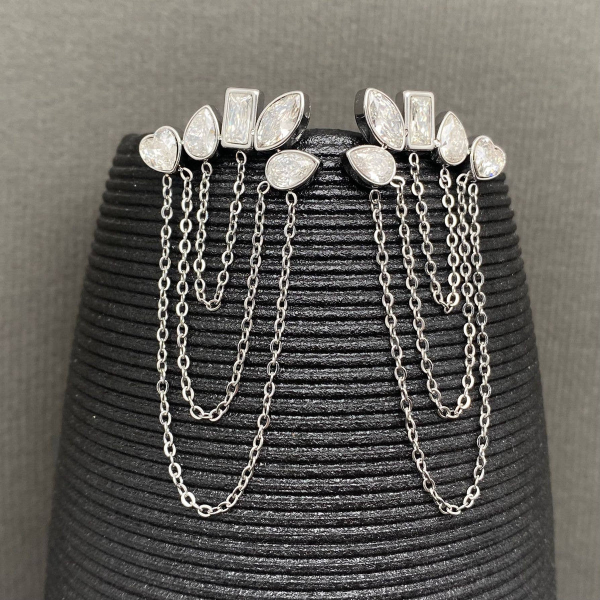 Zircon Chain Tassel Gold Earrings