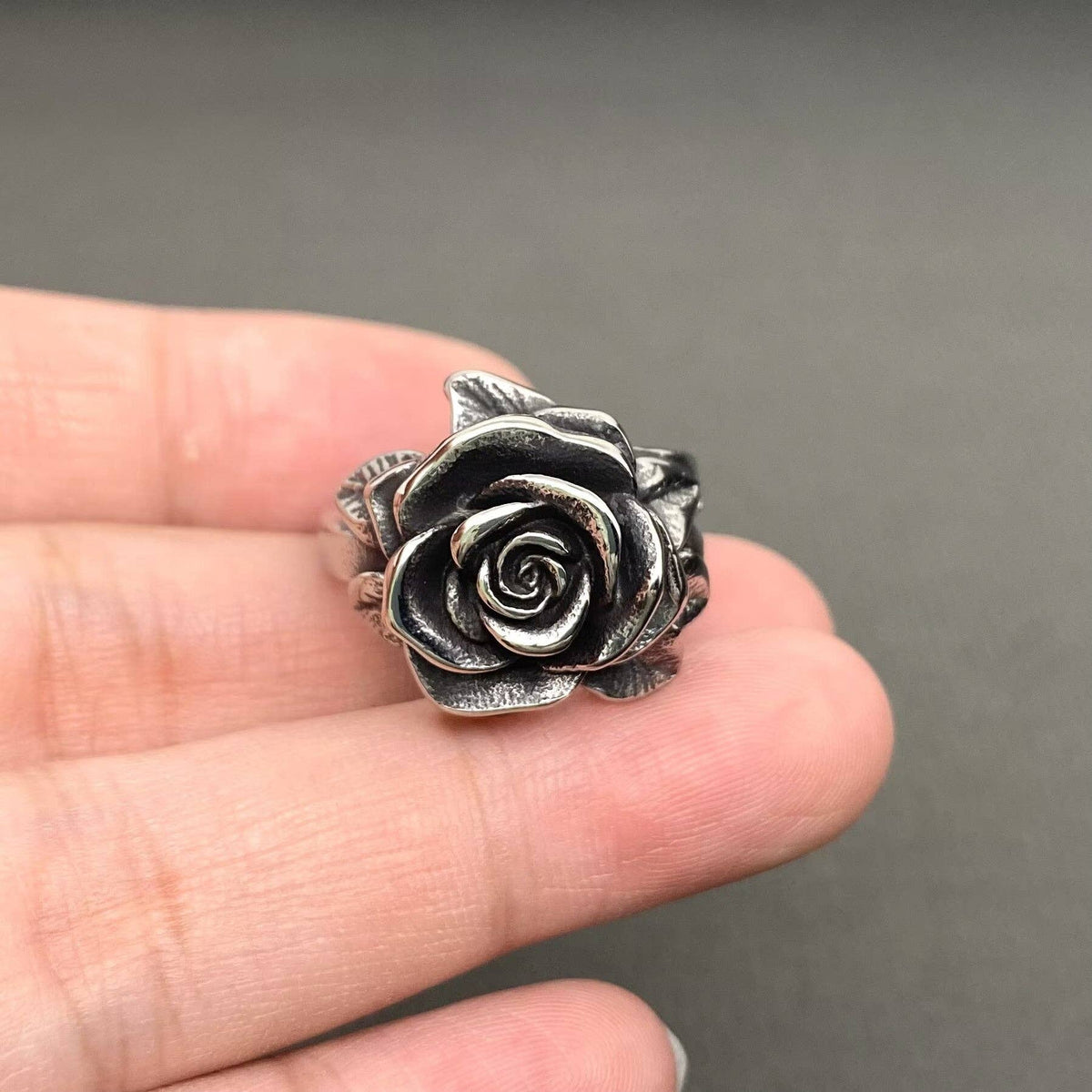 Unisex Camellia Flower Stainless Steel Ring
