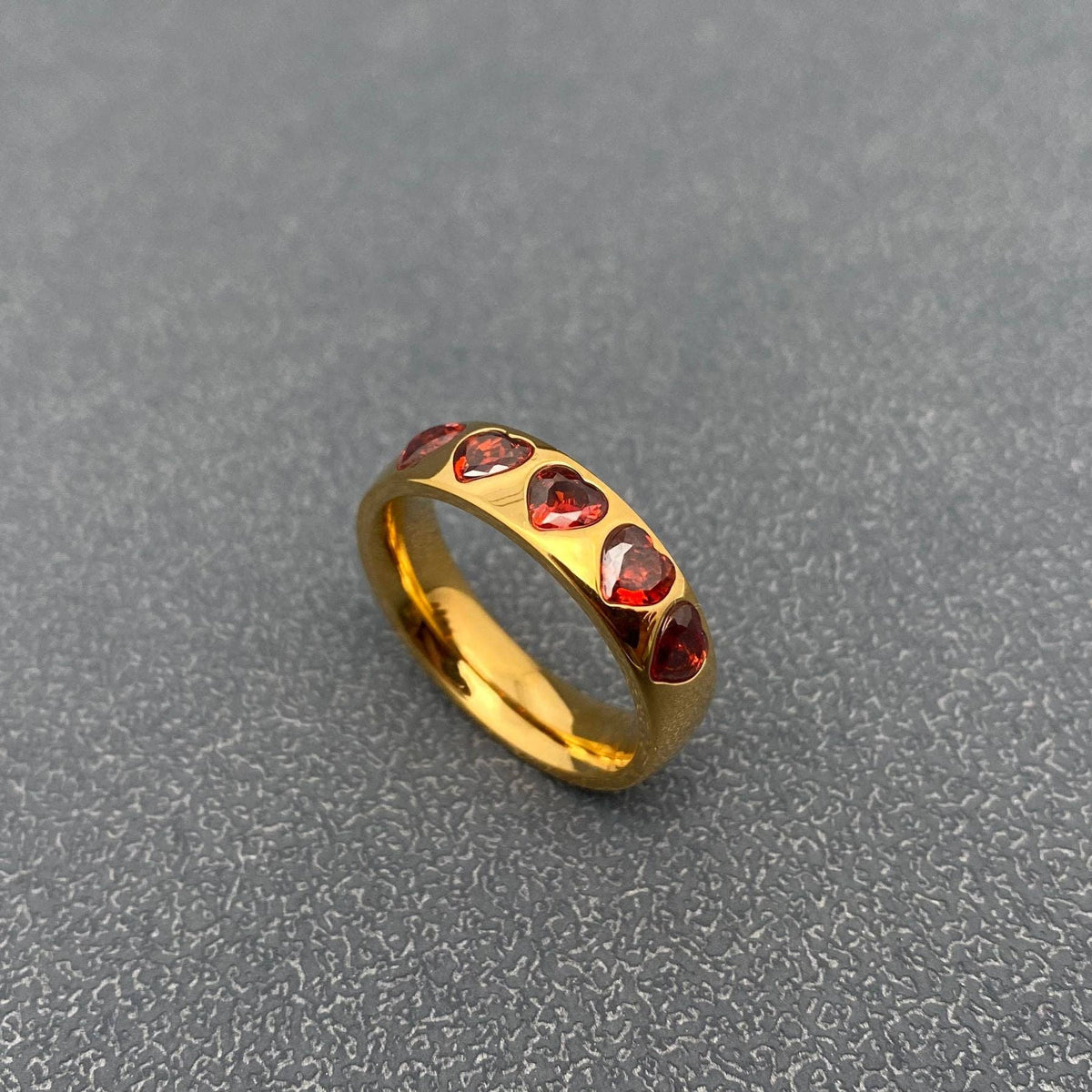 Five Heart Zircon Ring | 18K Gold Plated Stainless Steel
