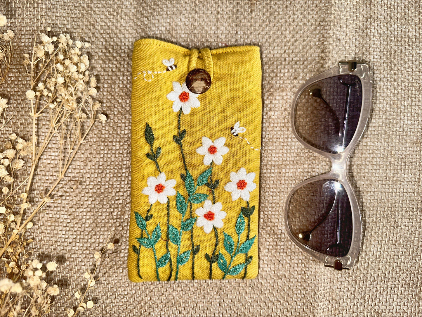 Flower Embroidered Soft Linen Padded Glasses Case✅
