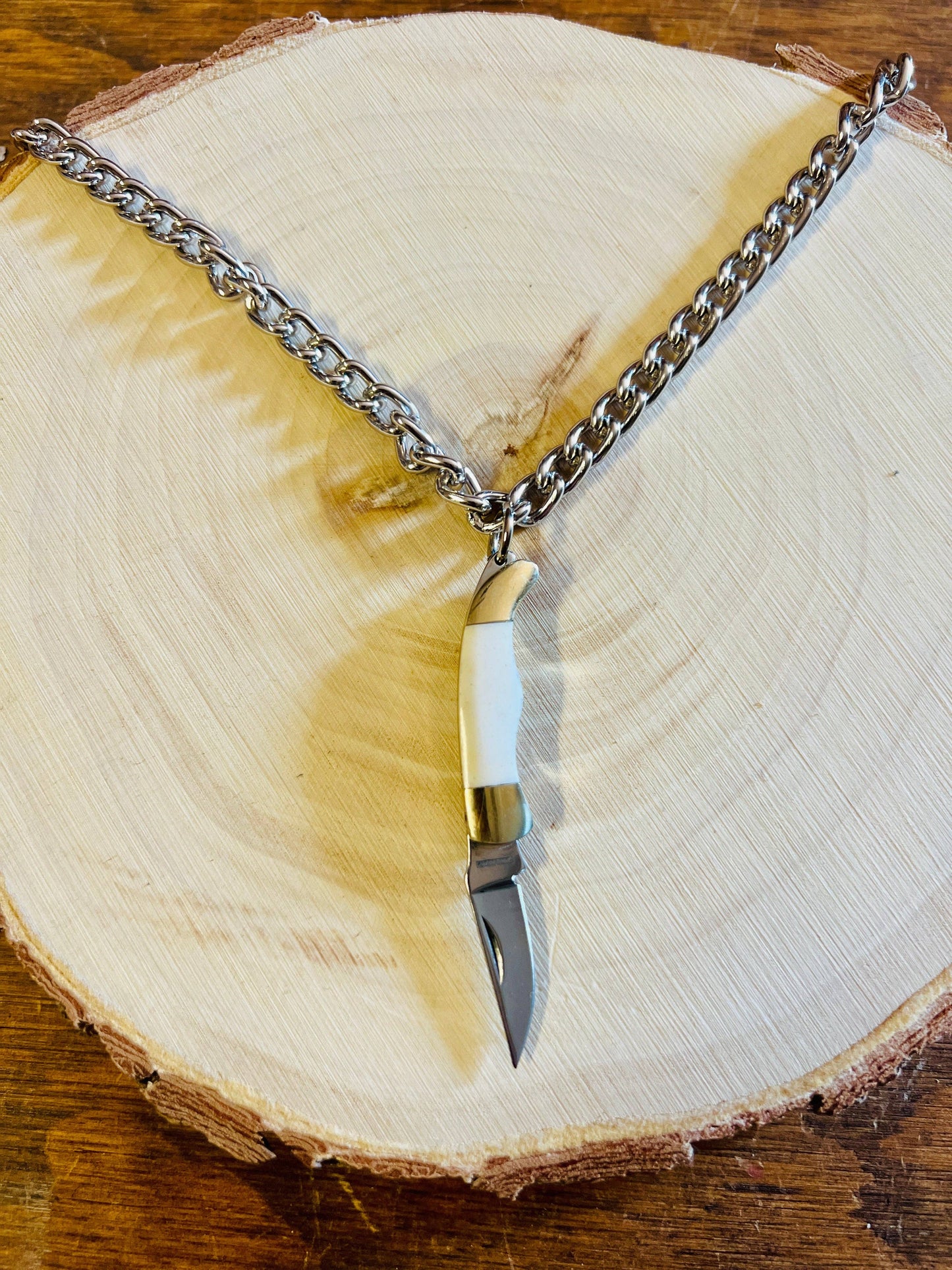 3" Switchblade Heavy Chain Necklaces