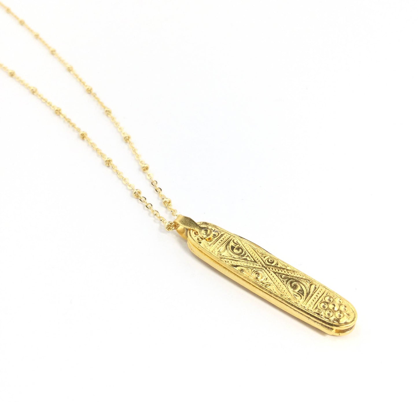 Ornate Pocket Knife Necklace