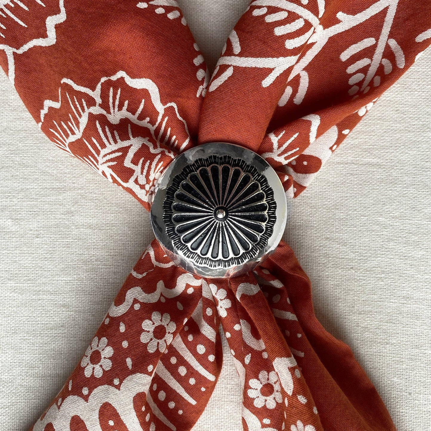 Adjustable Daisy Slide