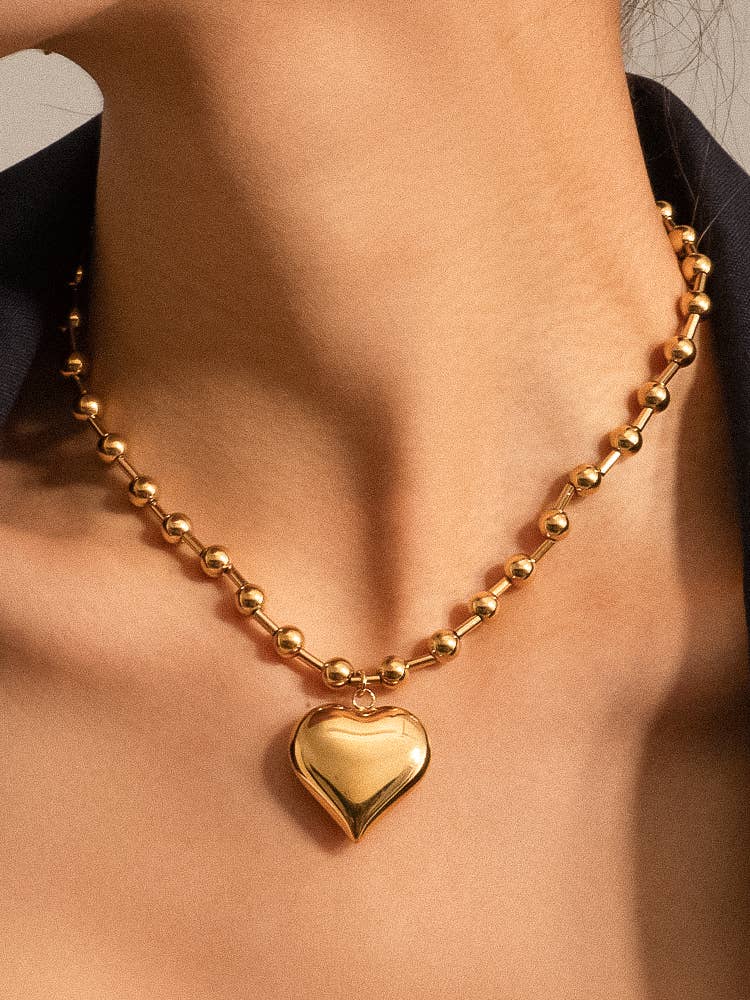 Paris 18K Gold Non-Tarnish Large Heart Chain Necklace